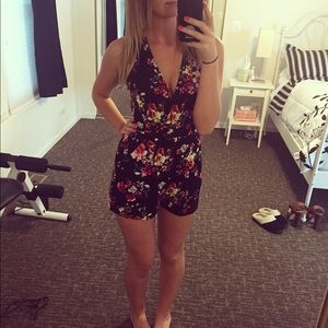 Floral Romper 🌺🌸